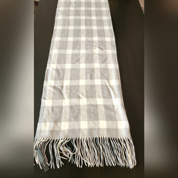 Brand New Inidigo Scarf/Wrap - Picture 2 of 3